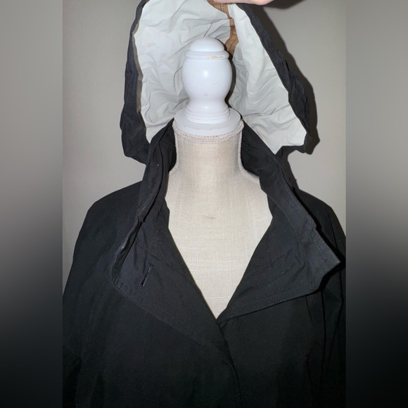 TravelSmith Women's Black Trench Coat. Size PS - Picture 2 of 9